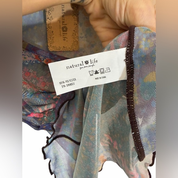 NWT Natural Life Devon Mesh Top Short Sleeve Patchwork Floral Sz Small - Picture 9 of 9